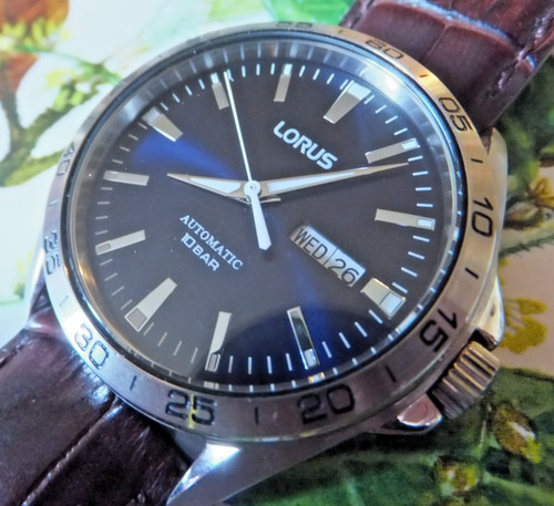 Lorus y676 x045 - y676-x045, automatic