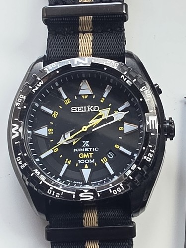 Seiko kinetic gmt sun049 black - seiko,