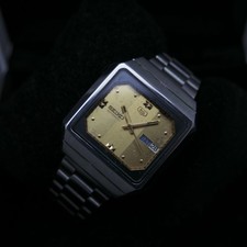 Vintage 1982 Seiko 5 Automatic