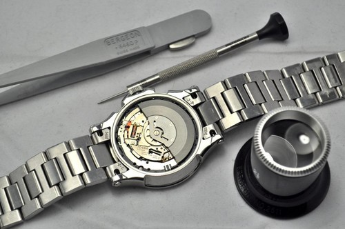 Seiko kinetic watch - watch, repair